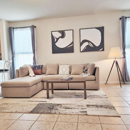 4 Bedroom Home Near Downtown Med Center Nrg Stadium Pearland Skyview Long By Ion Rentals ヒューストン エクステリア 写真