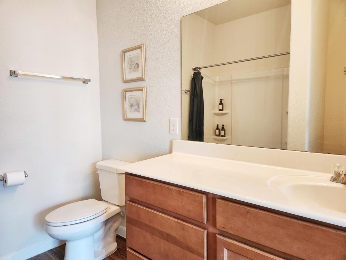 4 Bedroom Home Near Downtown Med Center Nrg Stadium Pearland Skyview Long By Ion Rentals ヒューストン エクステリア 写真
